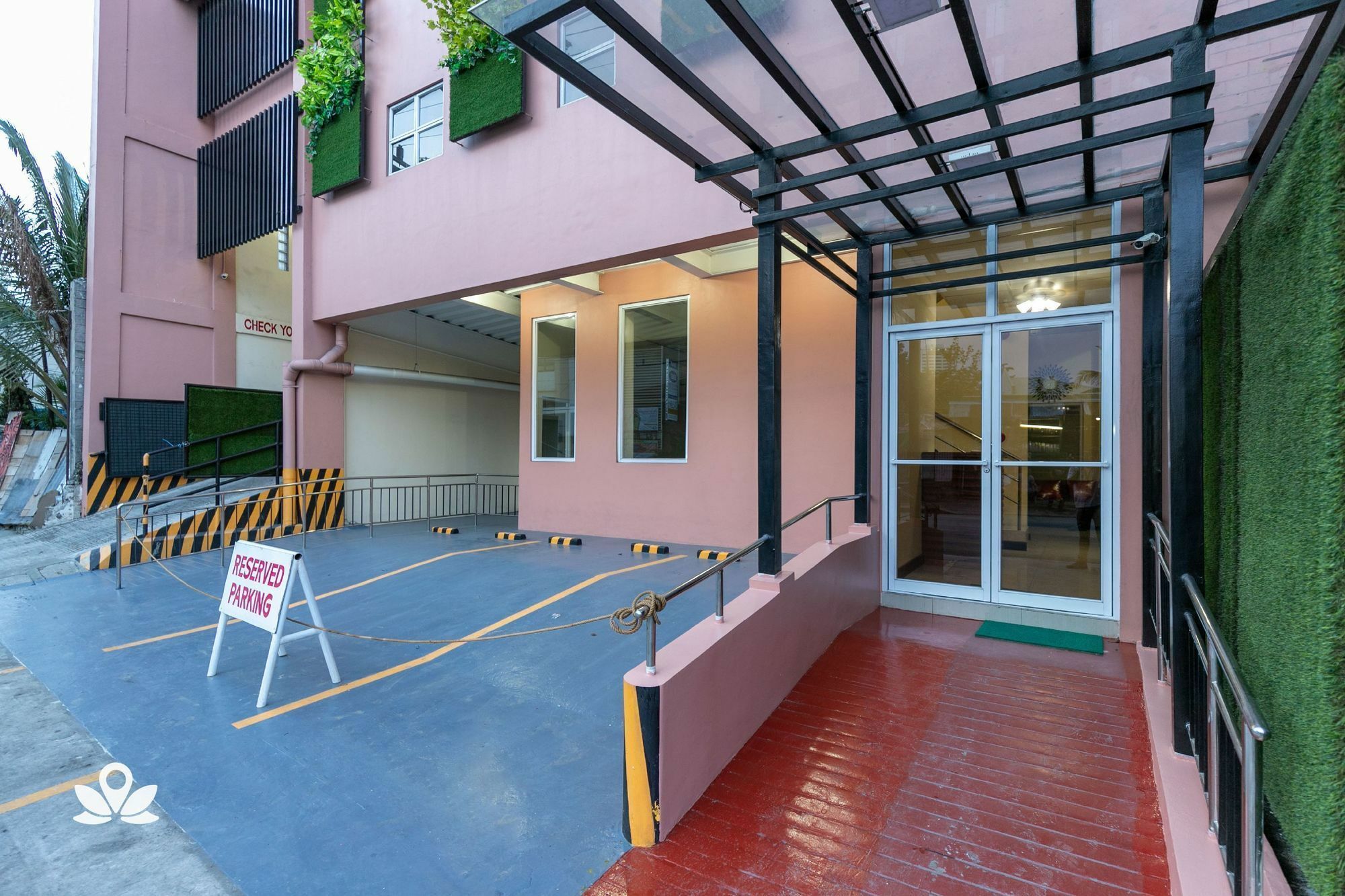 Zen Rooms Rsg Residens Manila Exterior photo